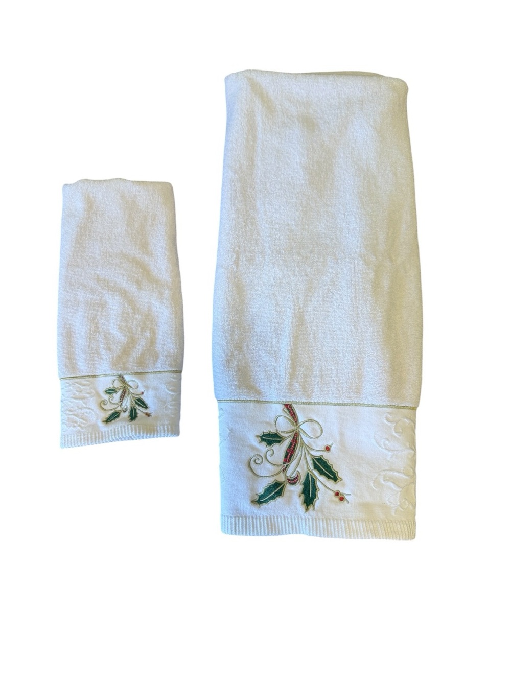 Lenox Ribbon & Holly Ivory 100% Cotton Bath Towel 27 x 46”  And One Hand Towel
